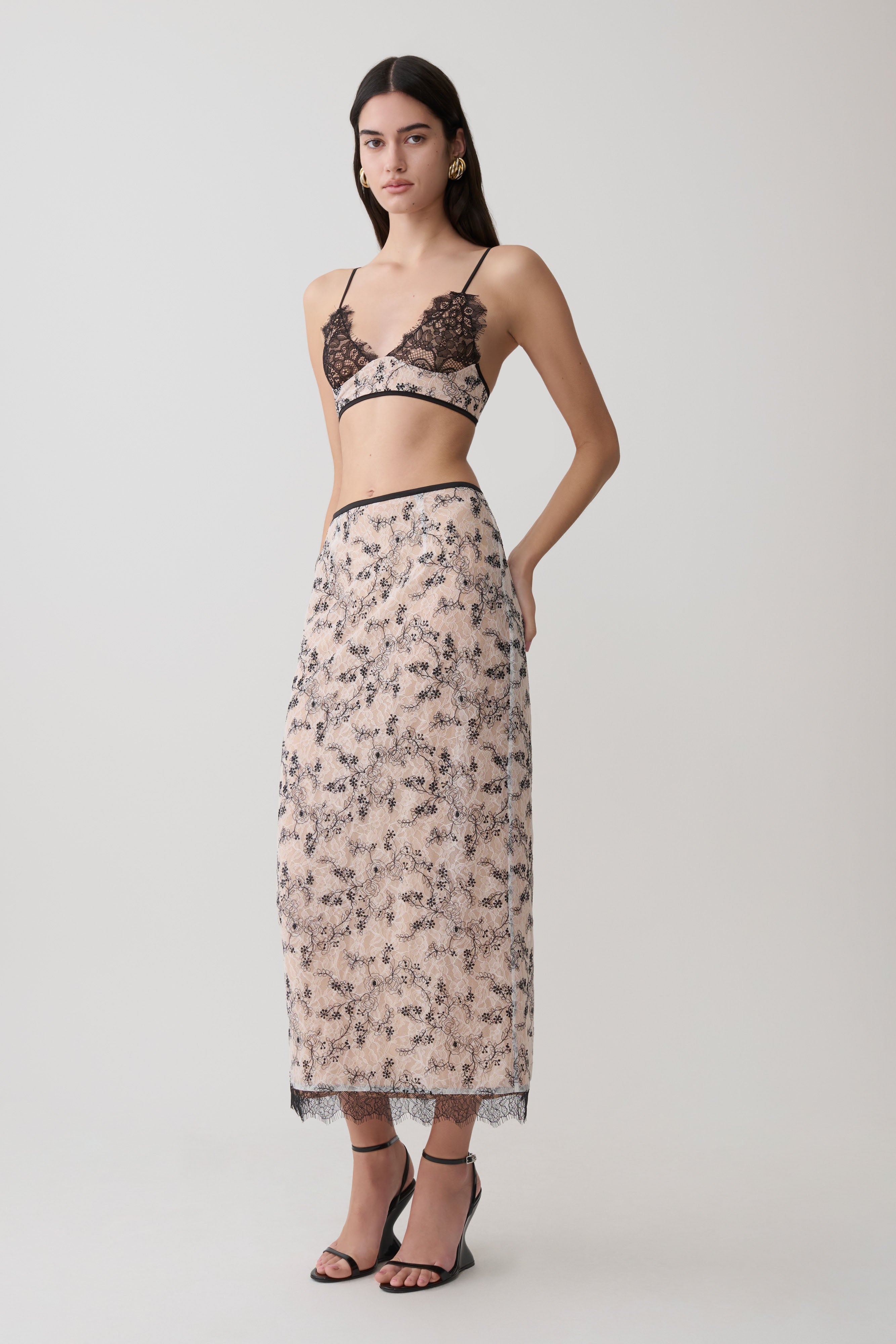 Kimberly Lace Sleeveless Crop Top - Nude Lace - Image 5