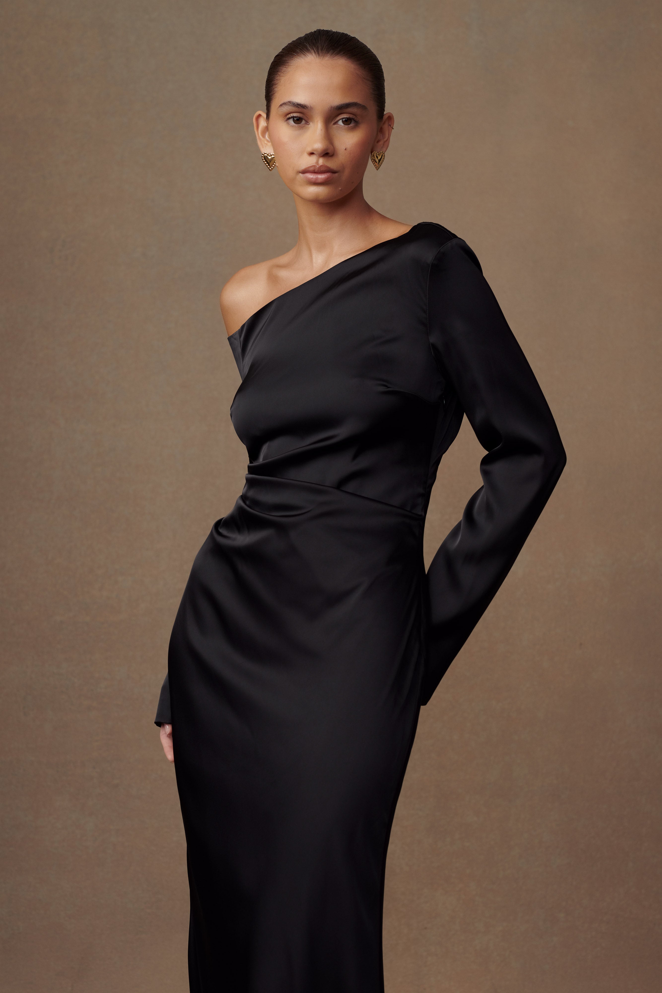 Avery Long Sleeve Maxi Dress - Black - Image 5
