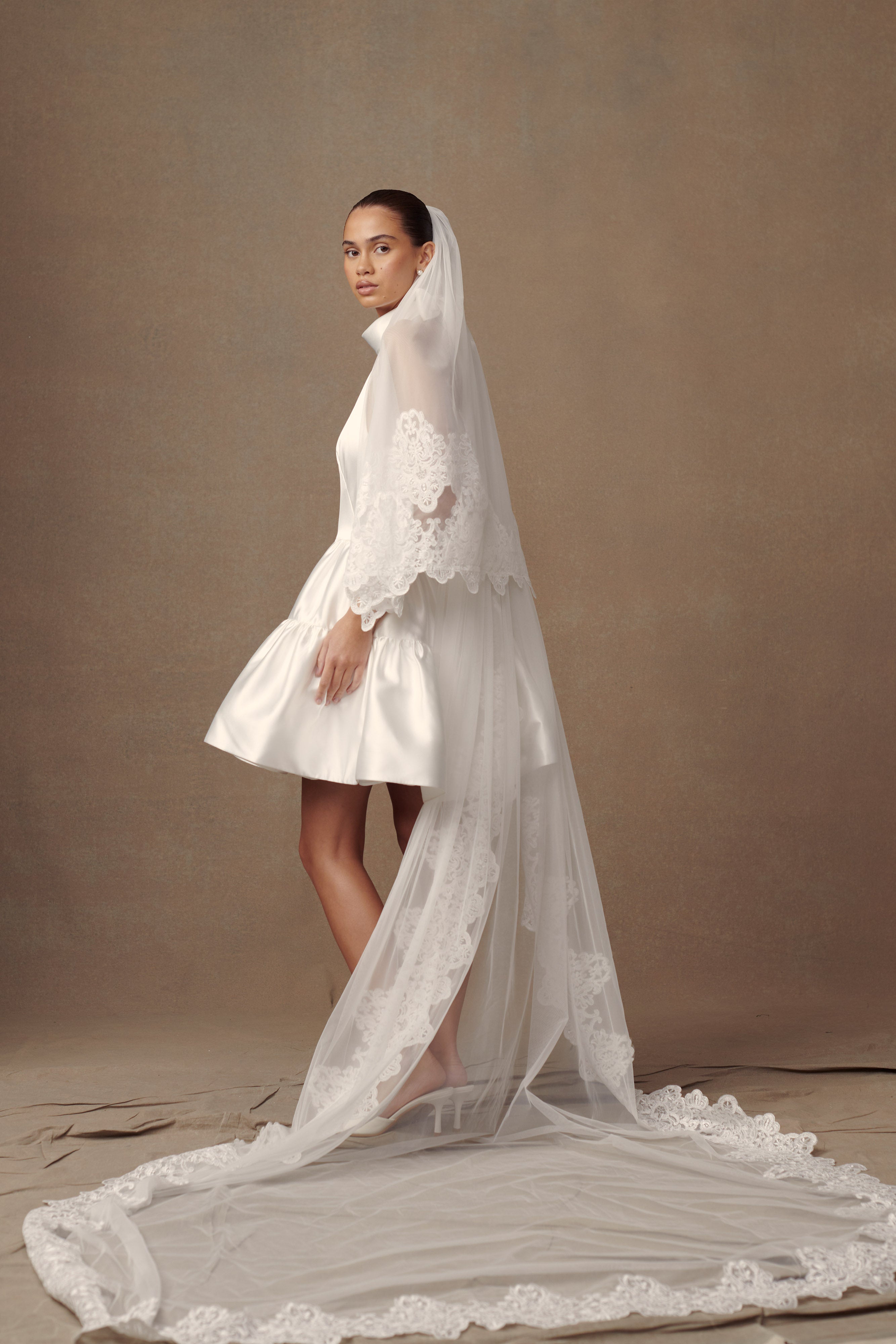 Paulette Lace Trim Veil - White - Image 3