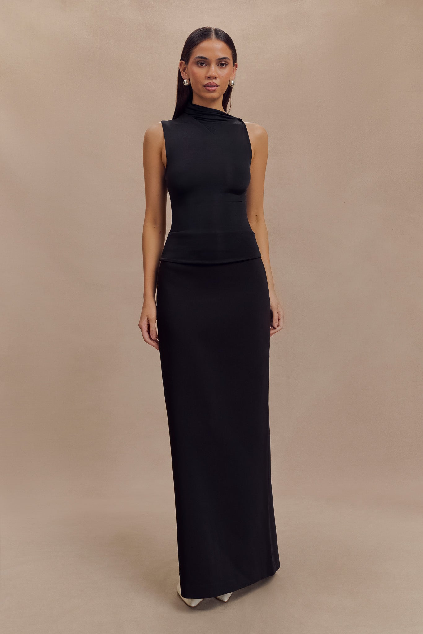 Hadleigh Sleeveless Slinky Top - Black - Image 4