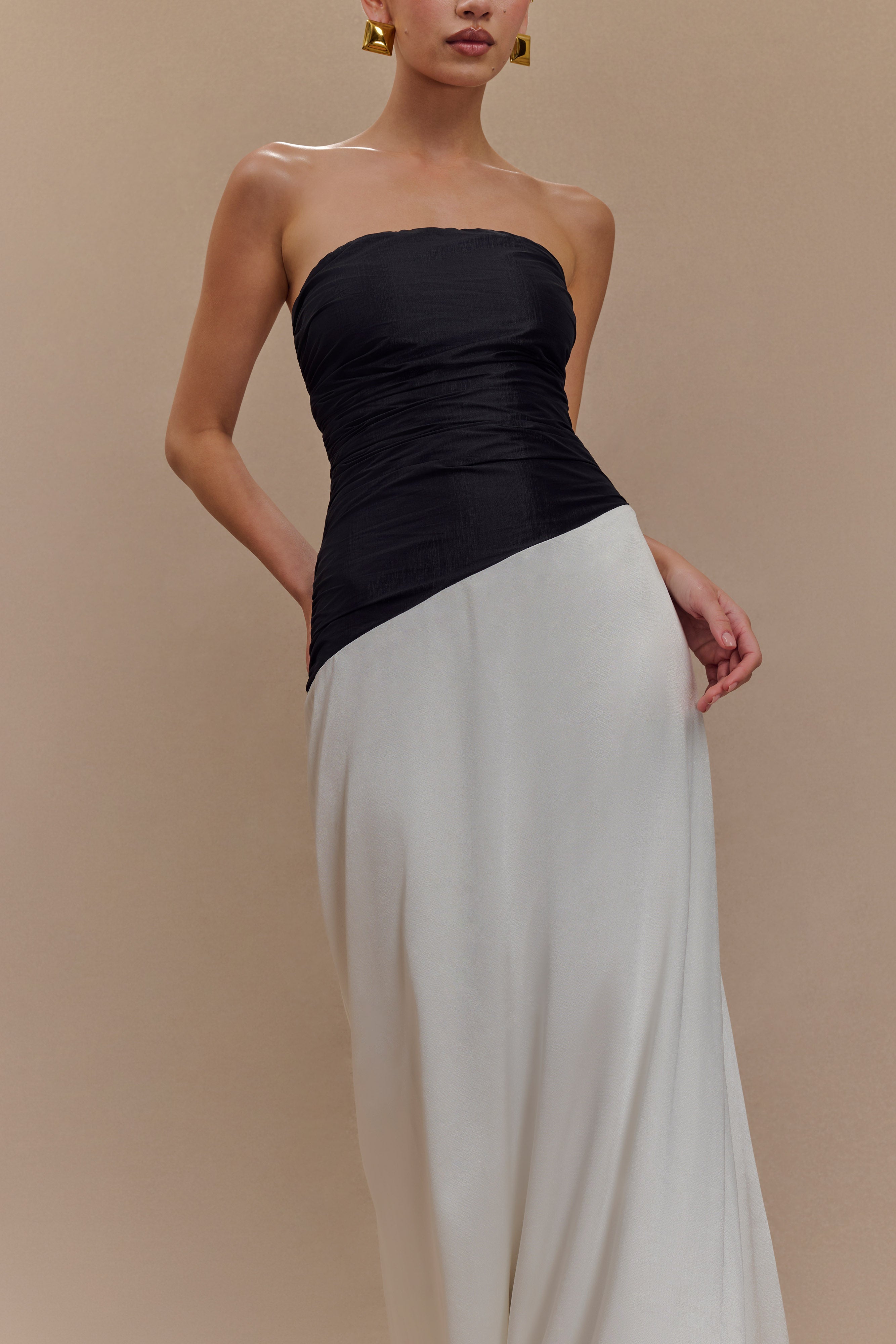 Serena Strapless Taffeta Maxi Dress - White/Black - Image 7