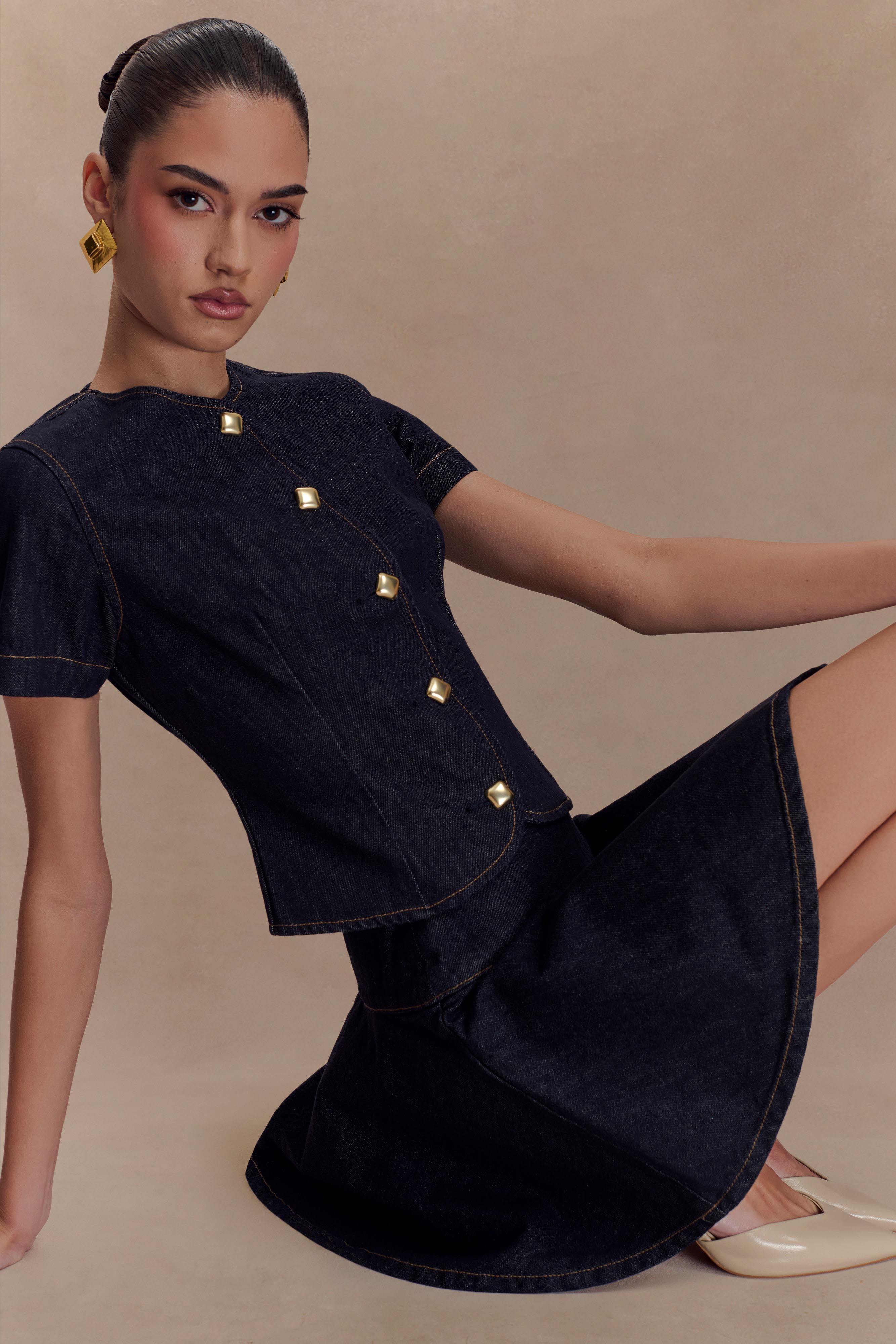 Bethany Short Sleeve Buttoned Denim Top - Washed Indigo Blue - Image 3