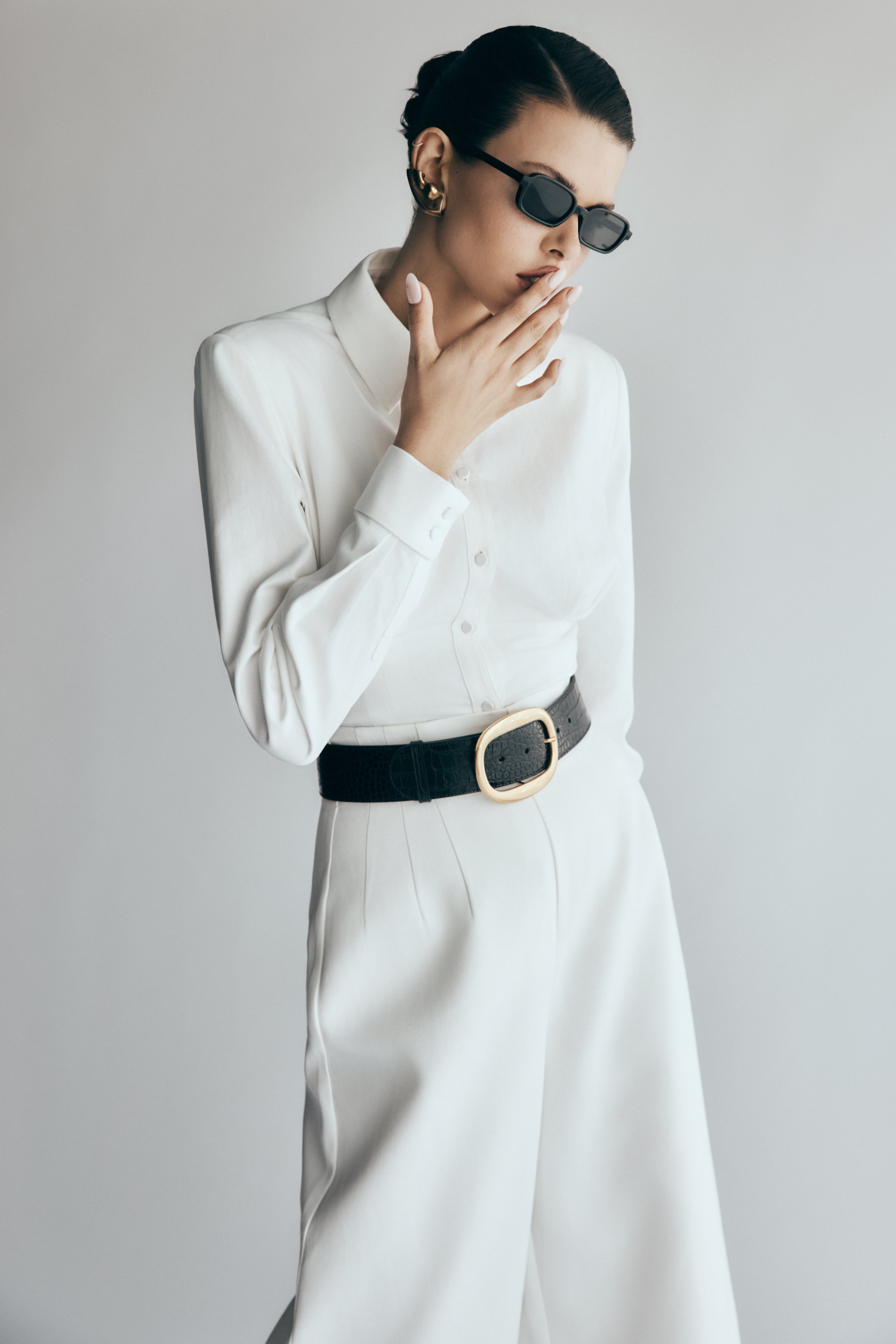 Rhia Oversized Shirt - White - Image 2