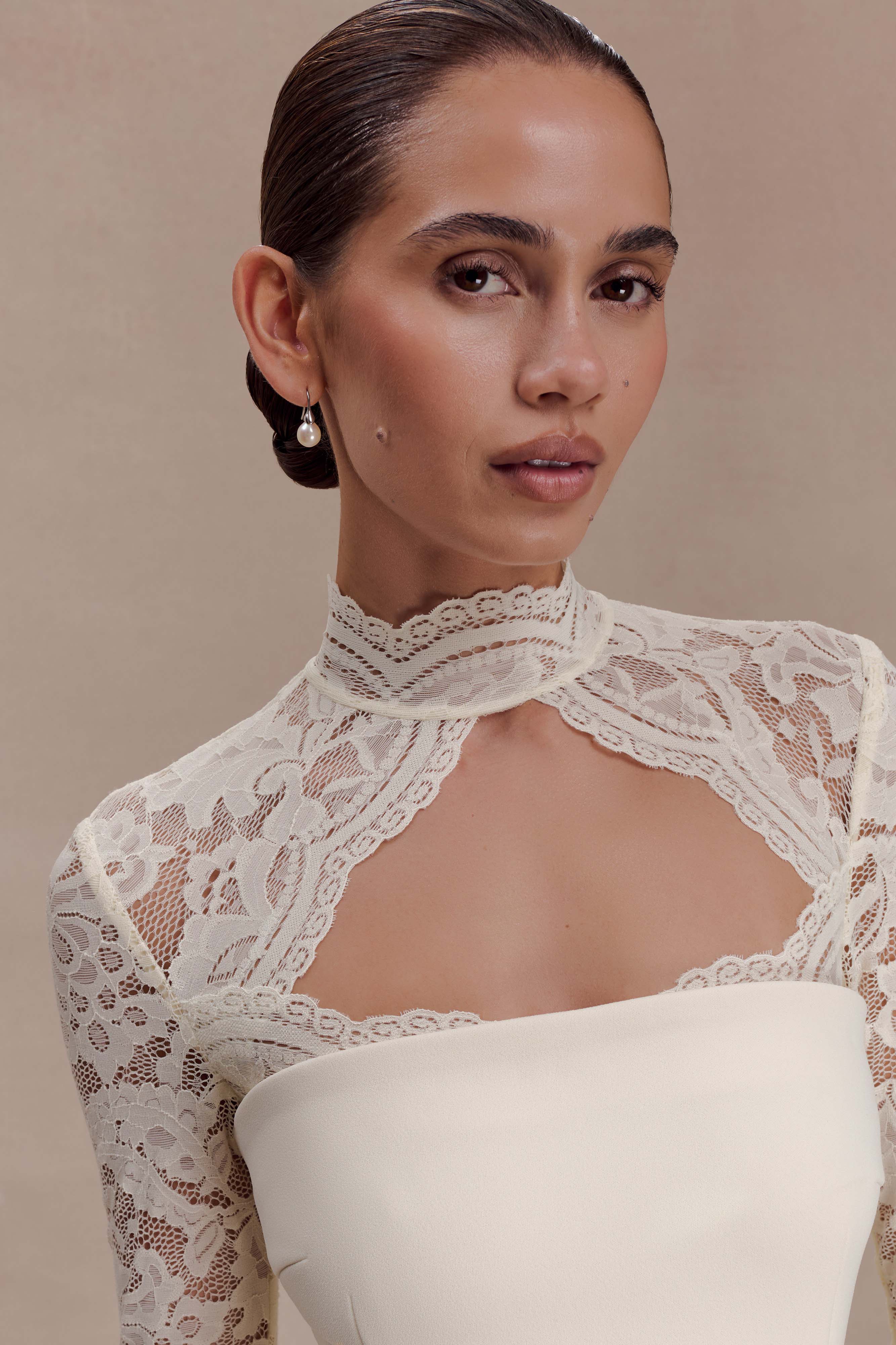 Aurelie Long Sleeve Lace Maxi Dress - Ivory - Image 5