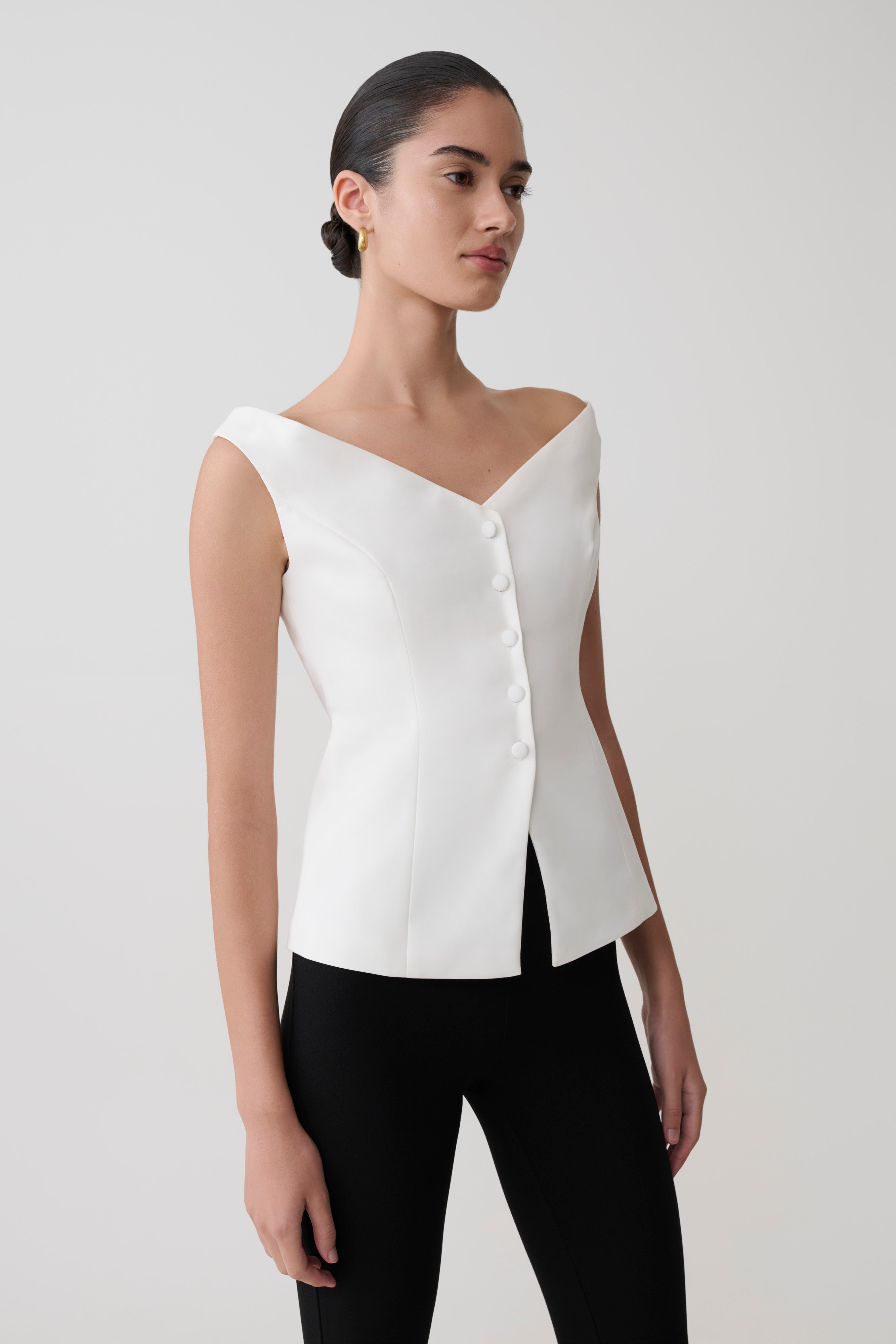 Billie Off Shoulder Sleeveless Button Top - White - Image 4