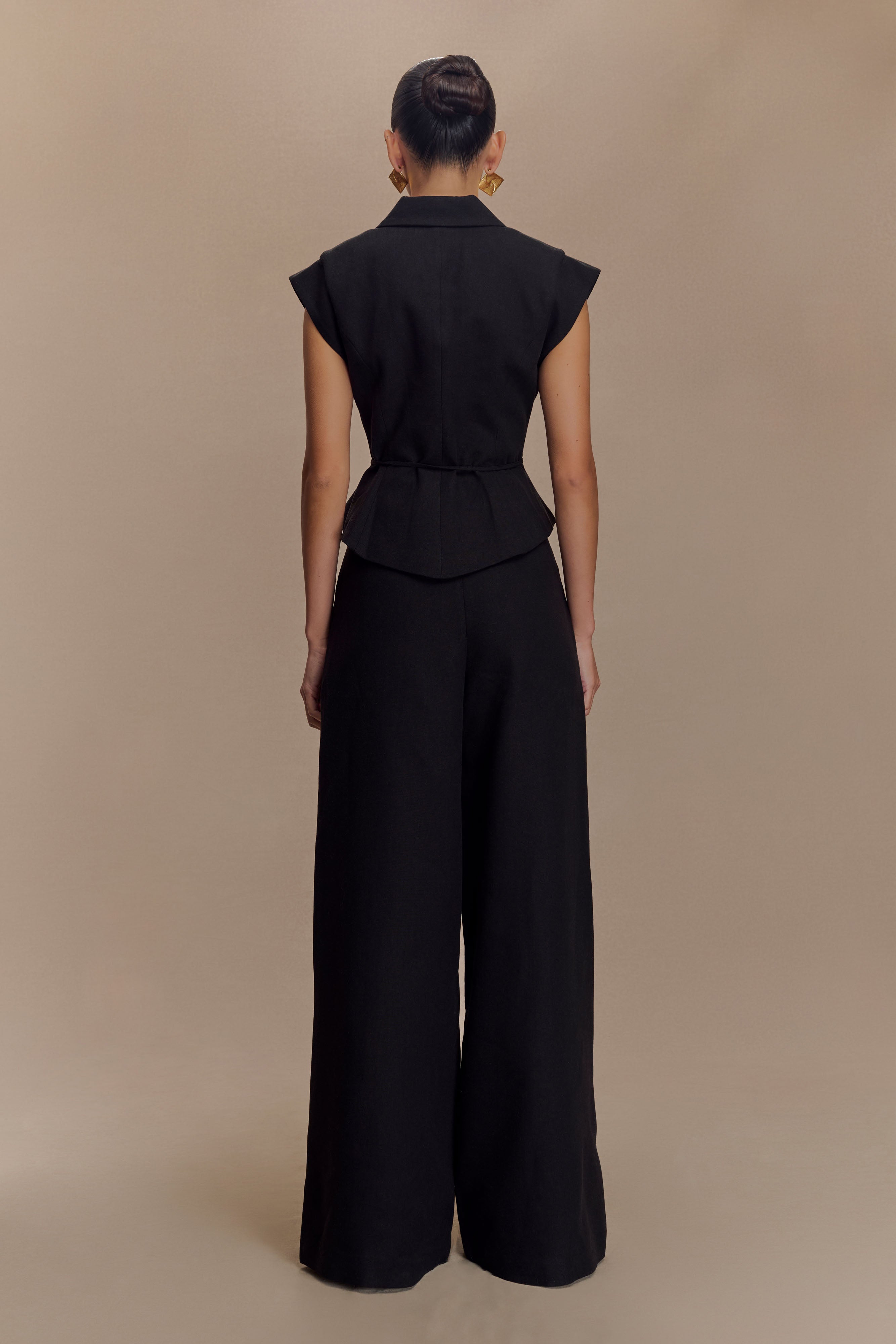 Andina Shortsleeve Linen Top - Black - Image 8