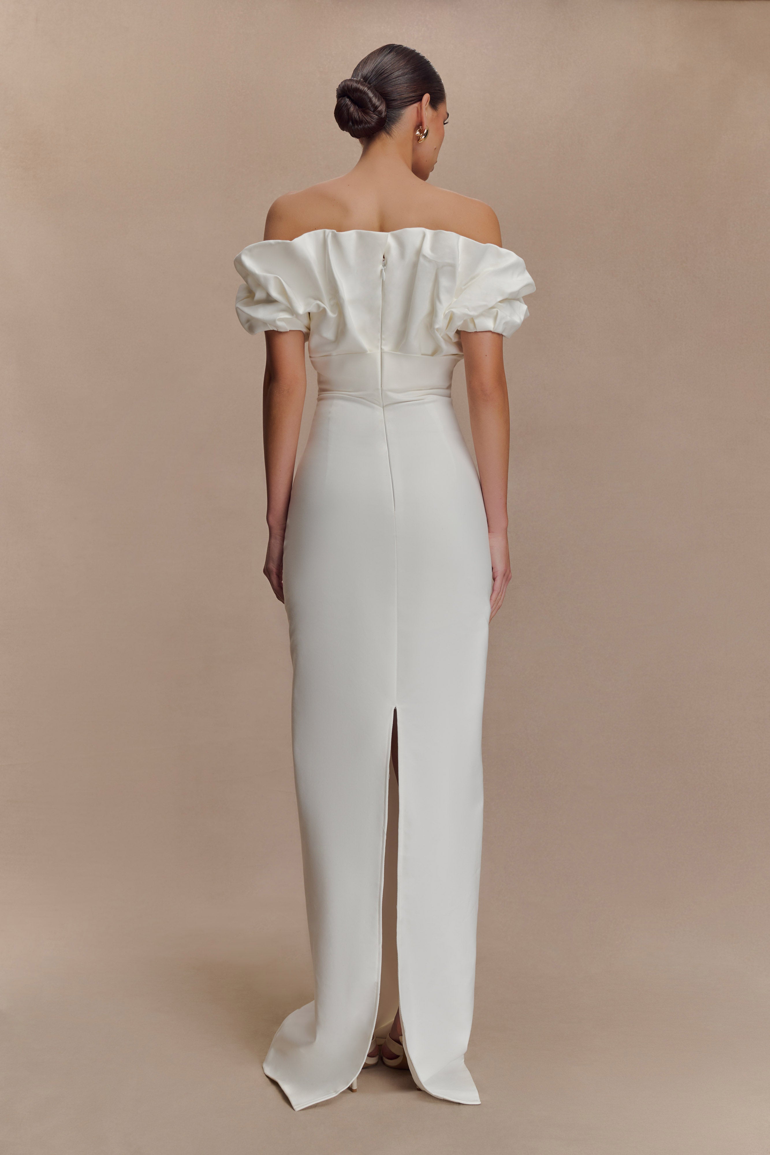 Sariya Sculptural Maxi Dress - White - Image 2