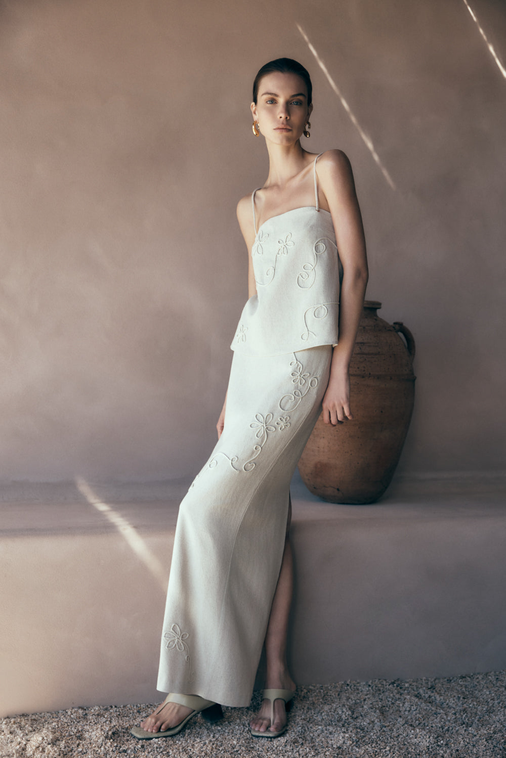 Alternative view of Casey Linen Corded Embroidered Linen Top - Natural