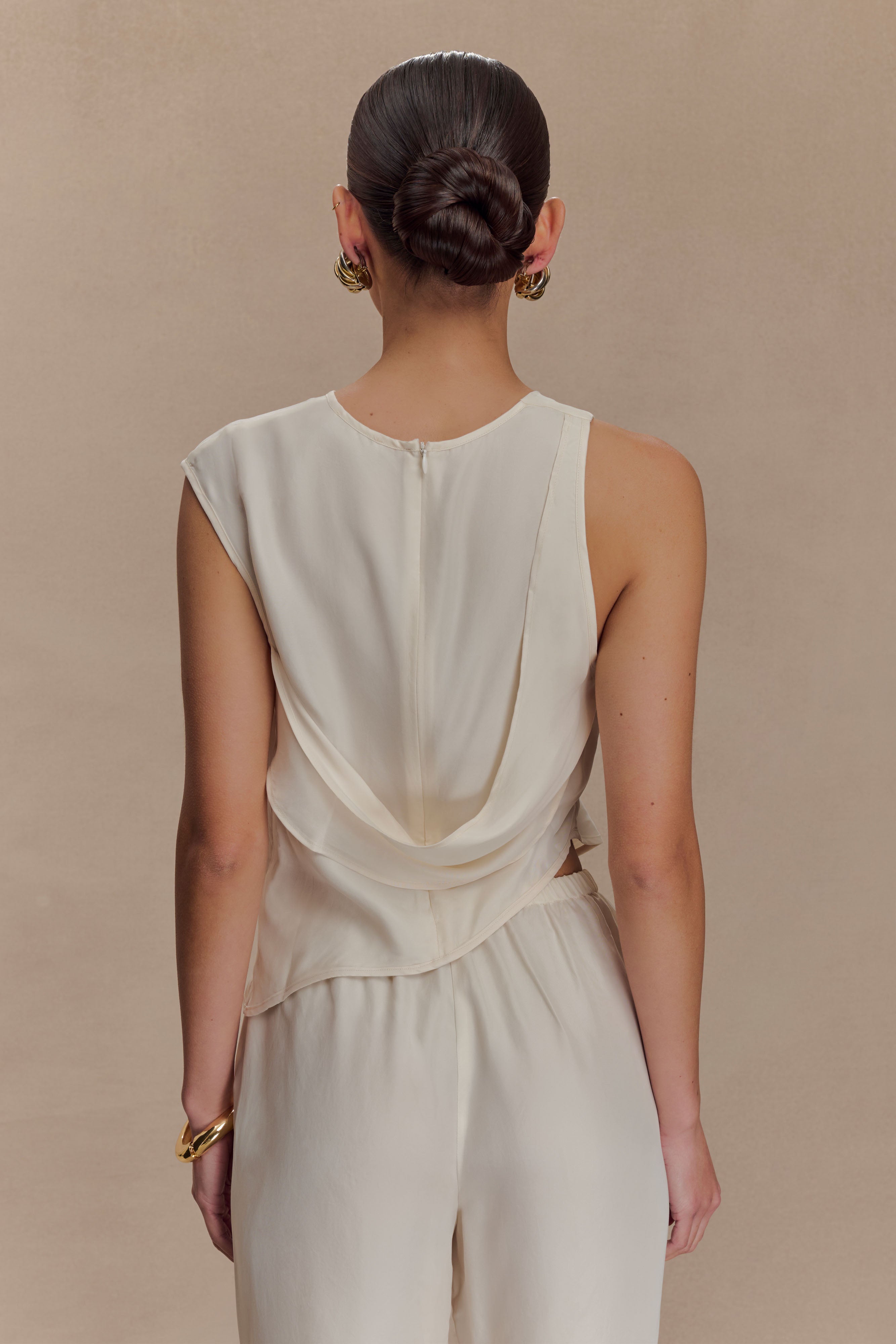 Alternative view of Violeta Asymmetric Top - Ivory