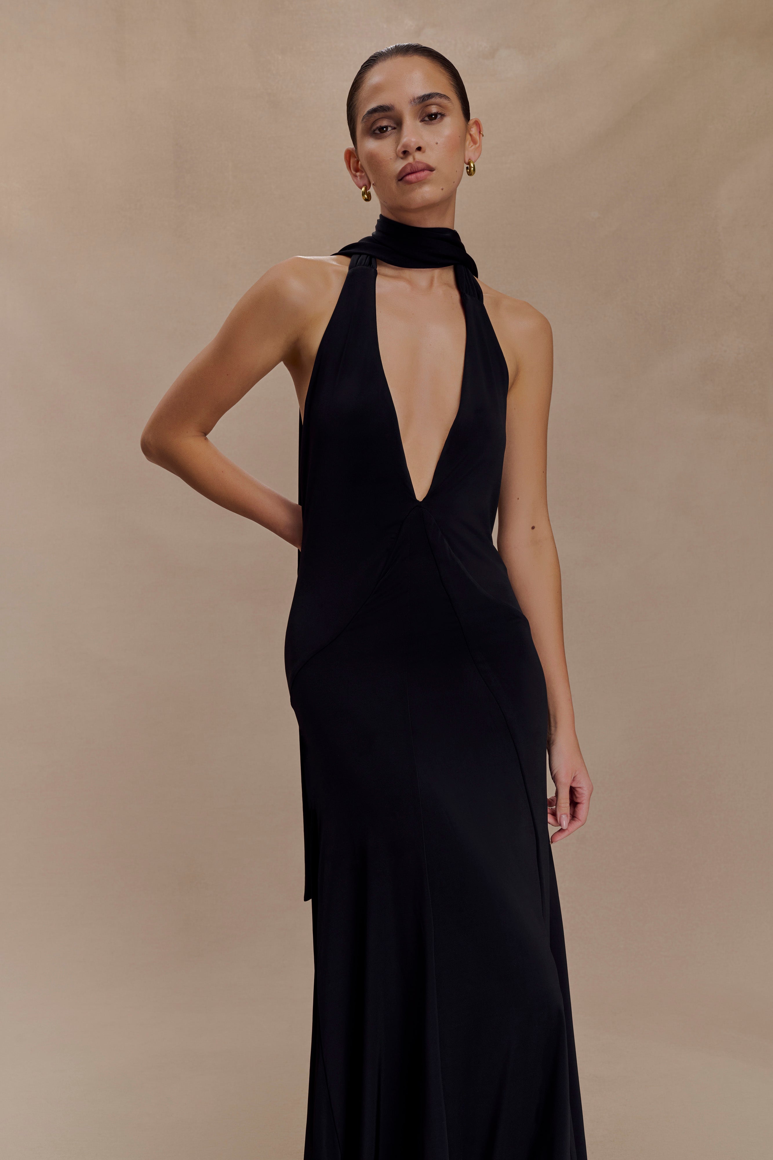Juliet Slinky Maxi Dress With Scarf - Black - Image 5