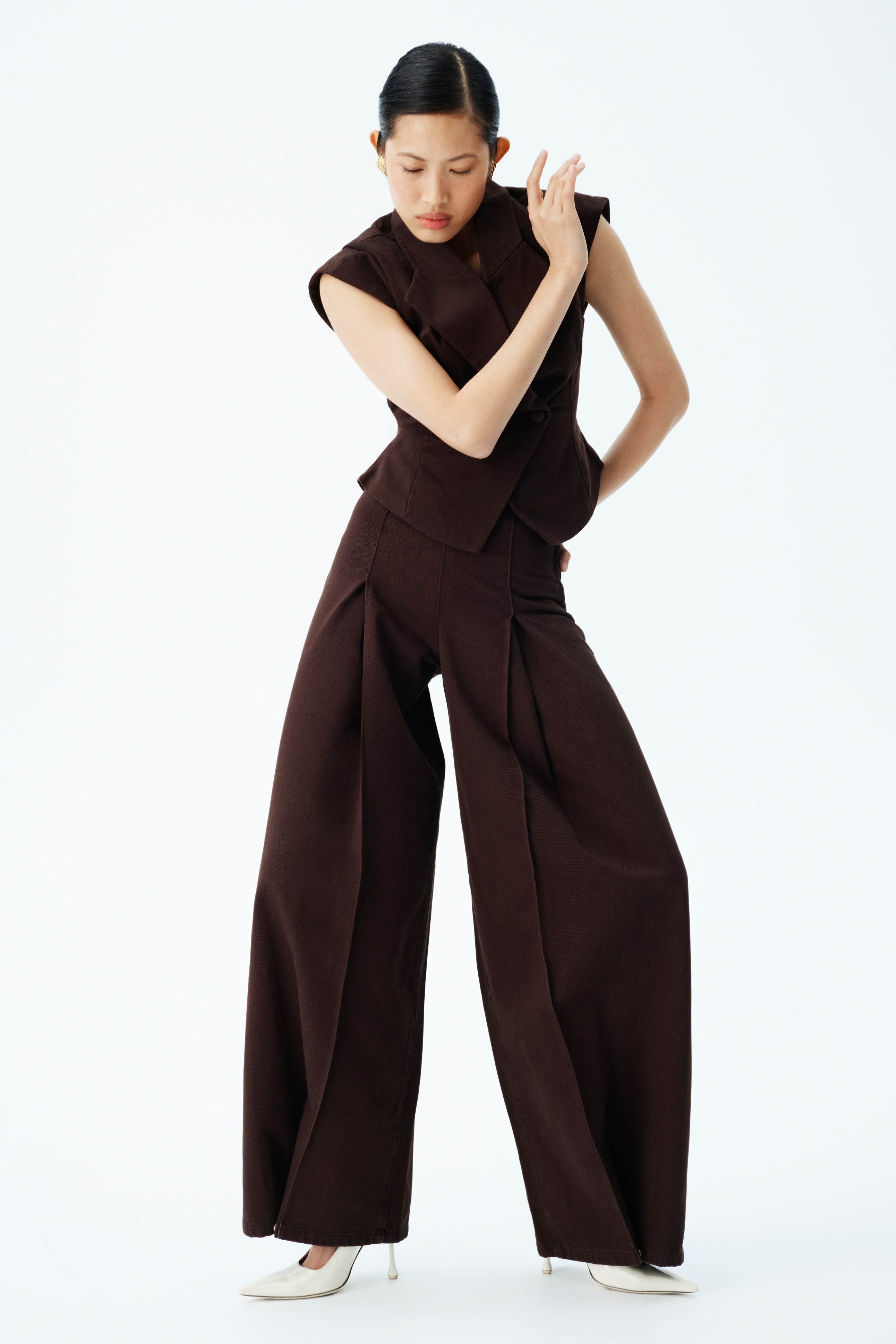 Beatrix High Rise Denim Jeans - Chocolate - Image 2