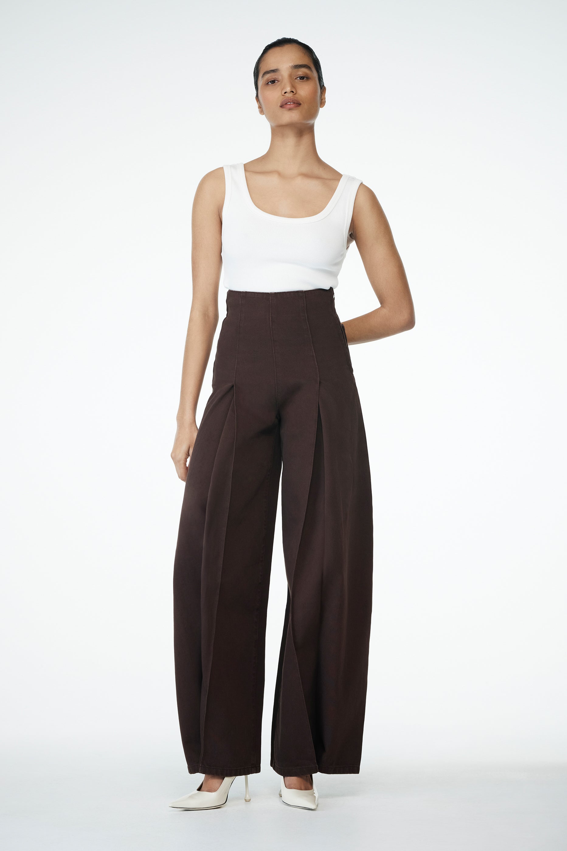 Beatrix High Rise Denim Jeans - Chocolate - Image 3