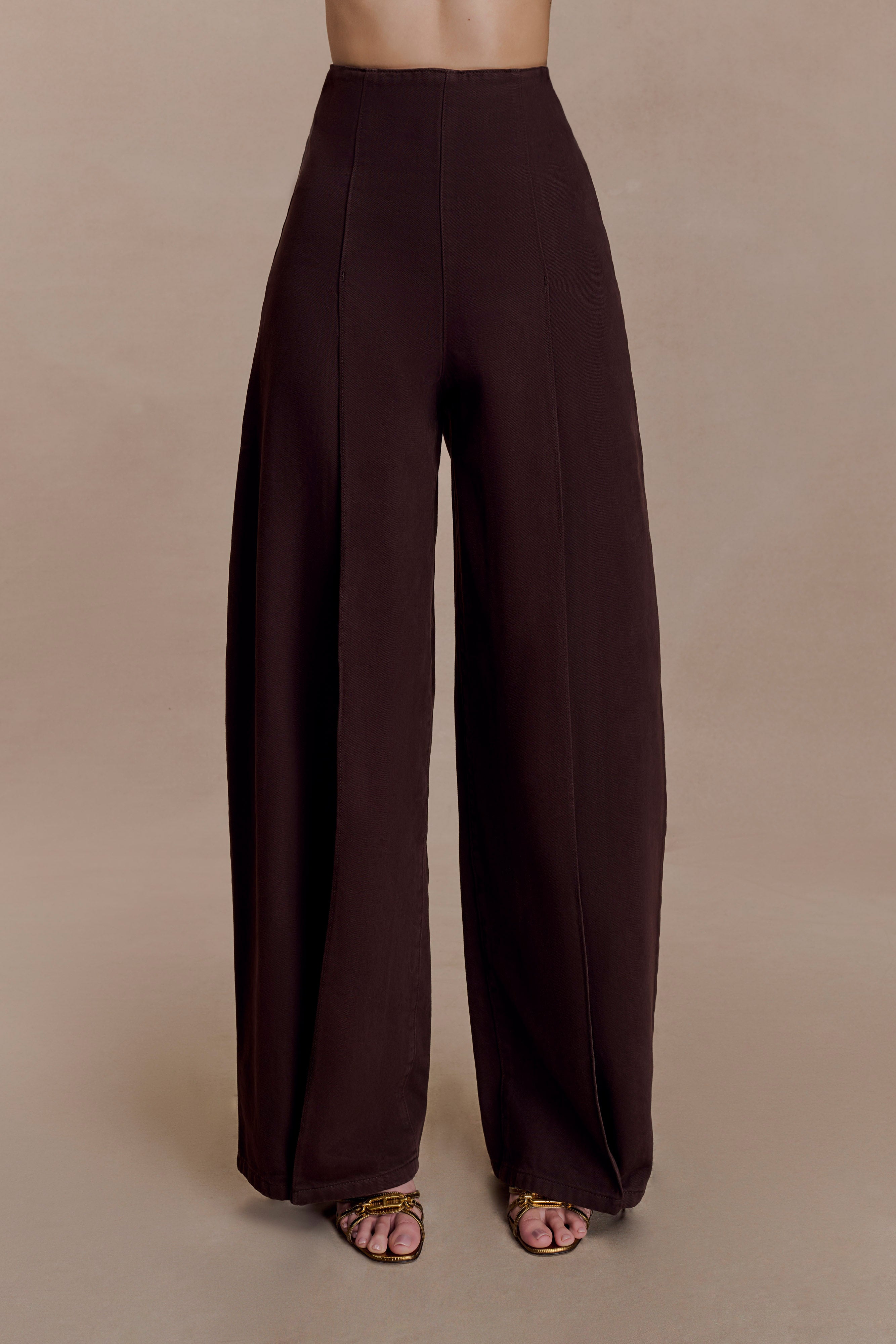Beatrix High Rise Denim Jeans - Chocolate - Image 9