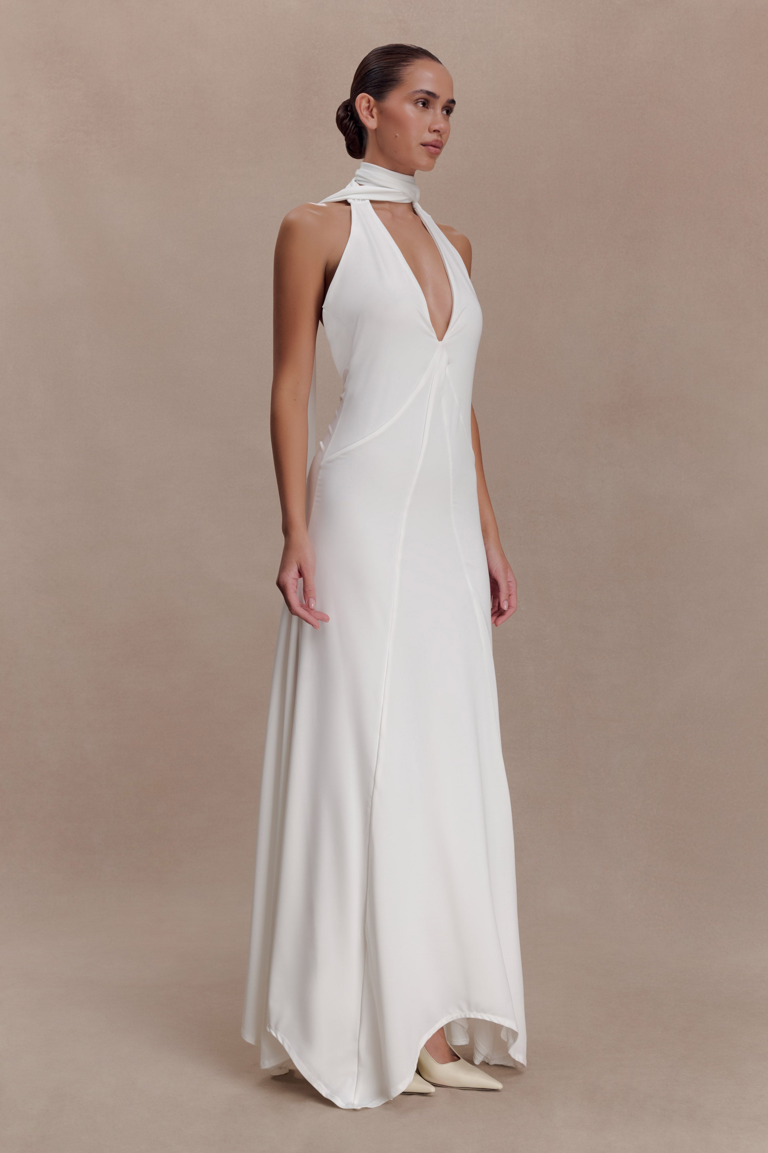 Juliet Slinky Maxi Dress With Scarf - White - Image 4