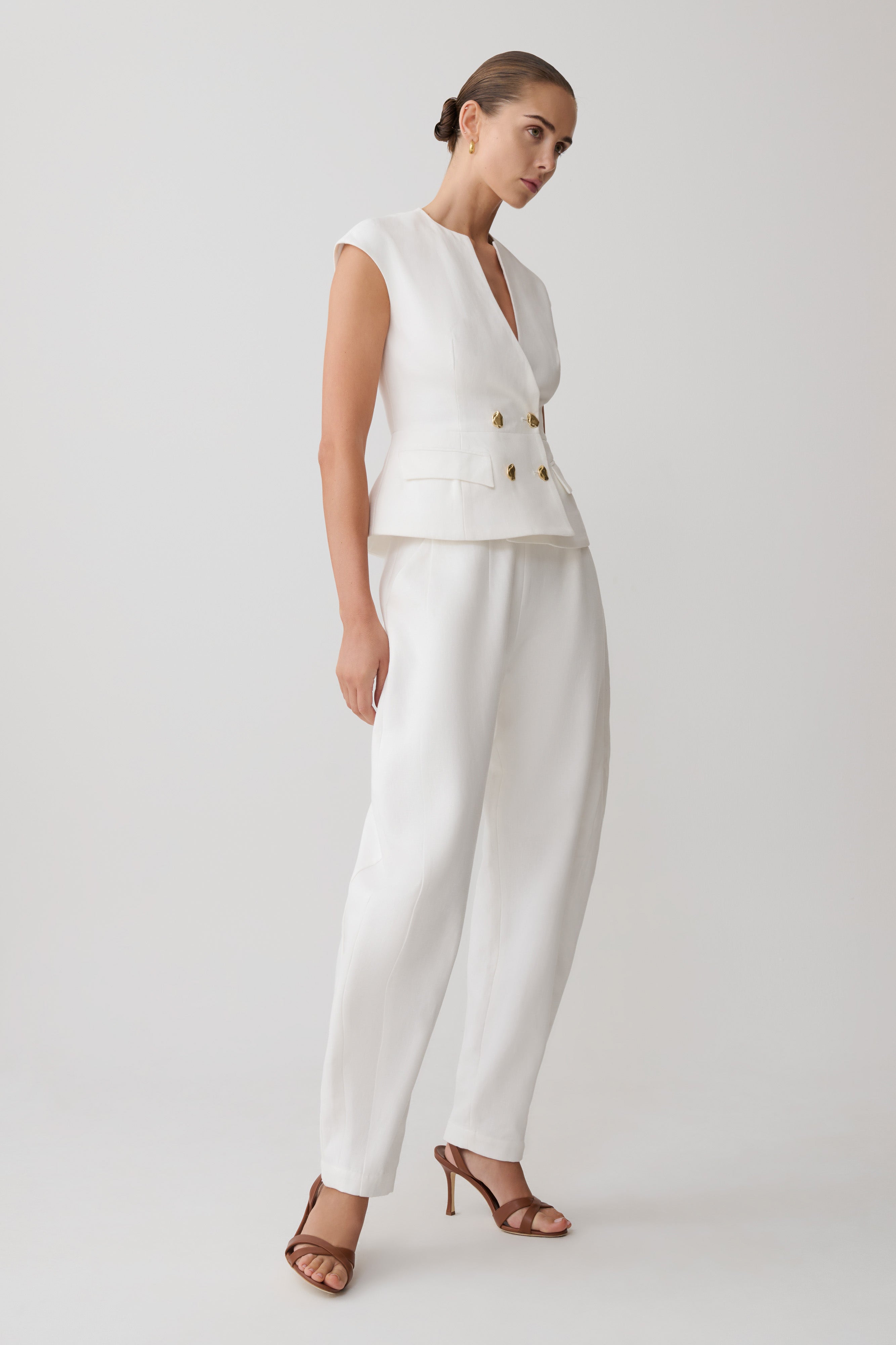 Oriana Linen Button Vest - White - Image 5