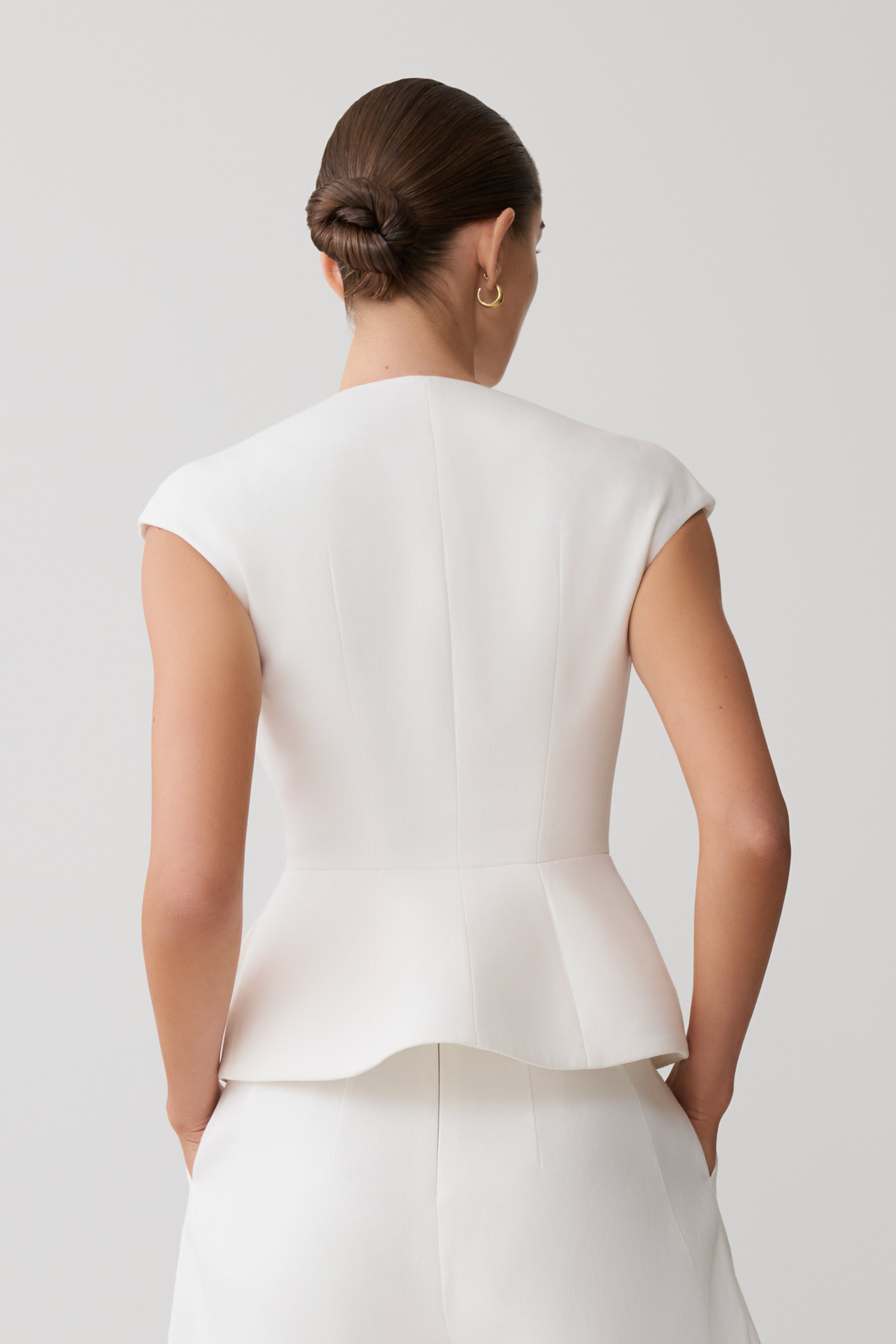 Oriana Linen Button Vest - White - Image 3