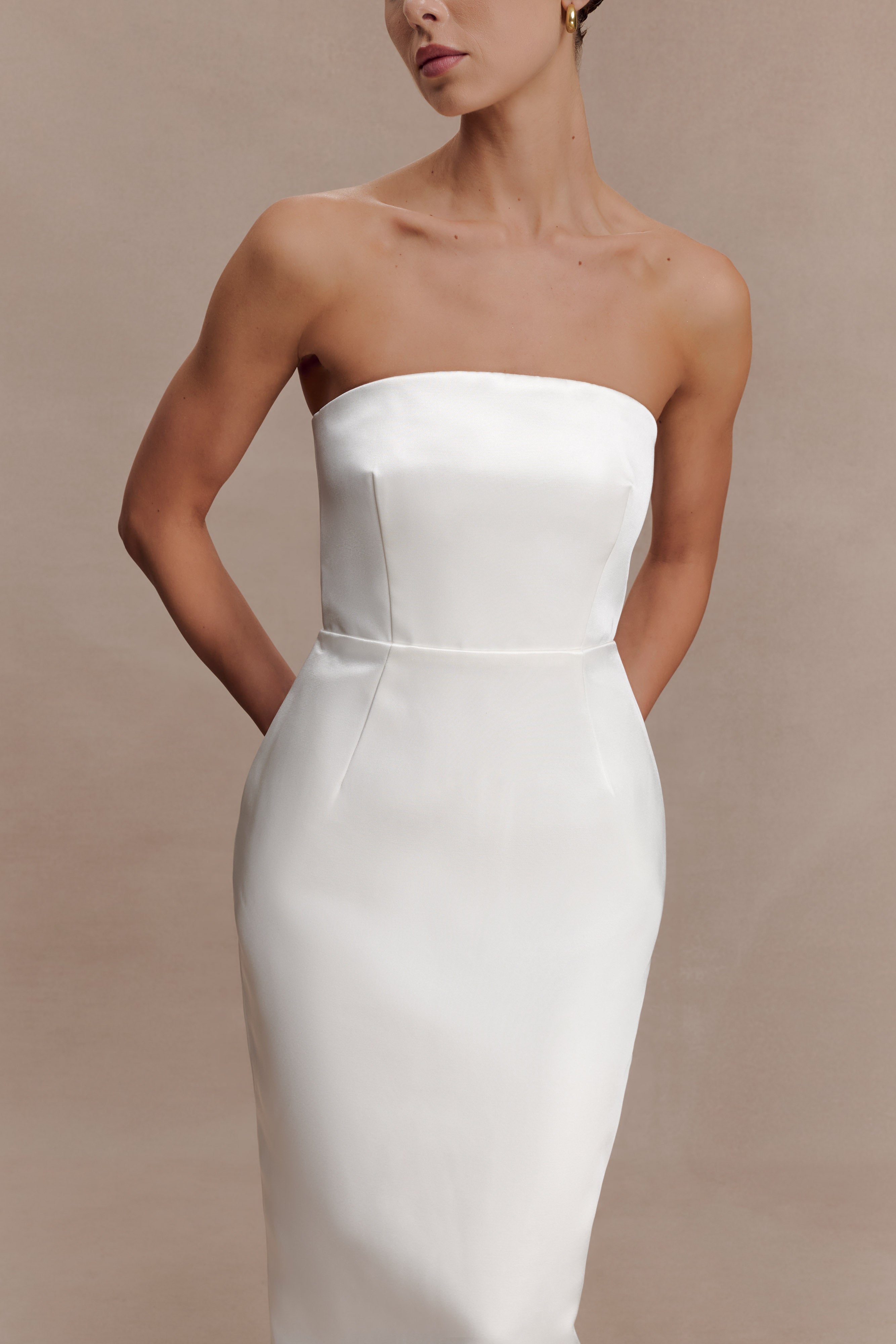 Ophelia Peplum Satin Maxi Dress - Ivory - Image 4