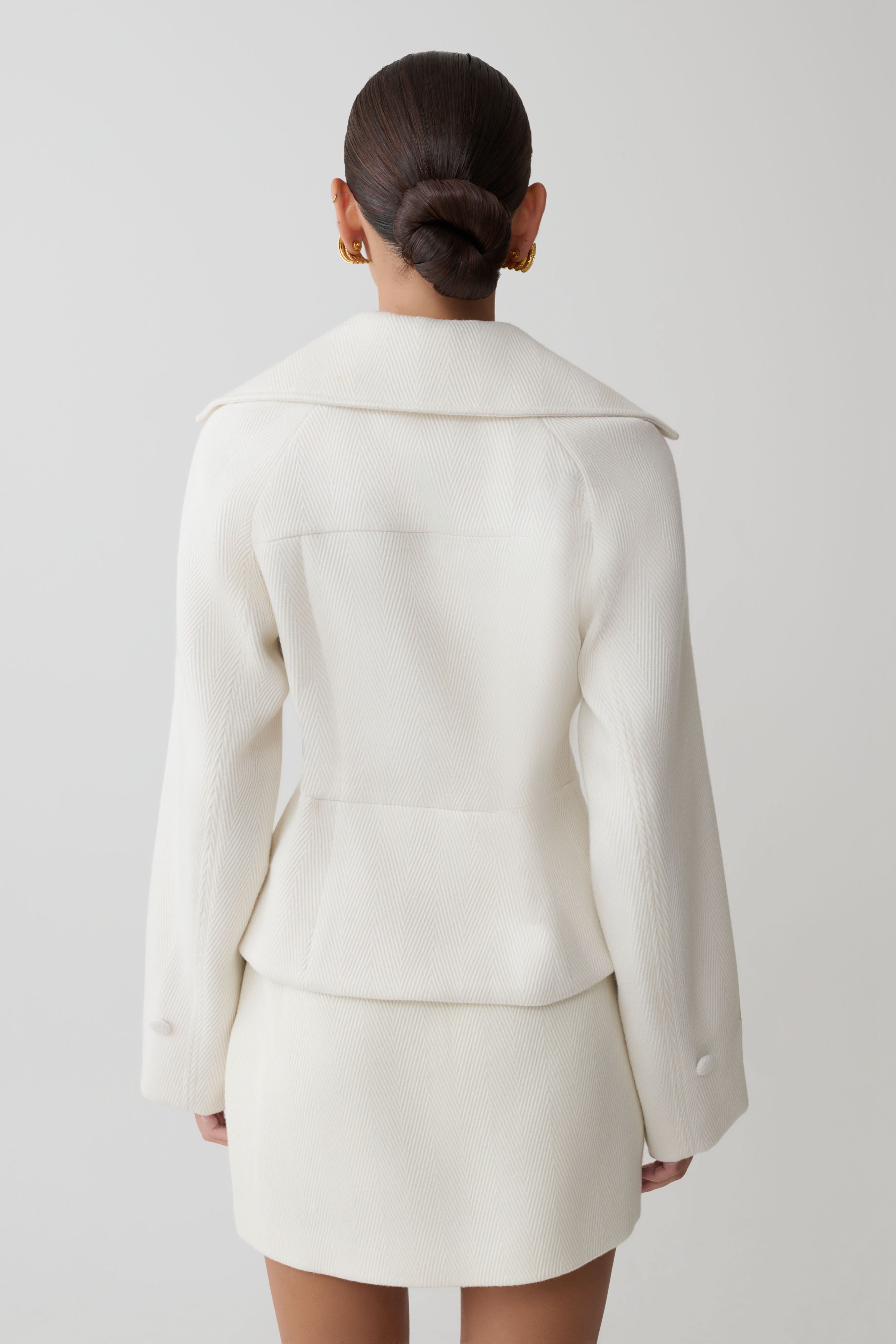 Elara Cropped Collared Jacket - Ivory - Image 3