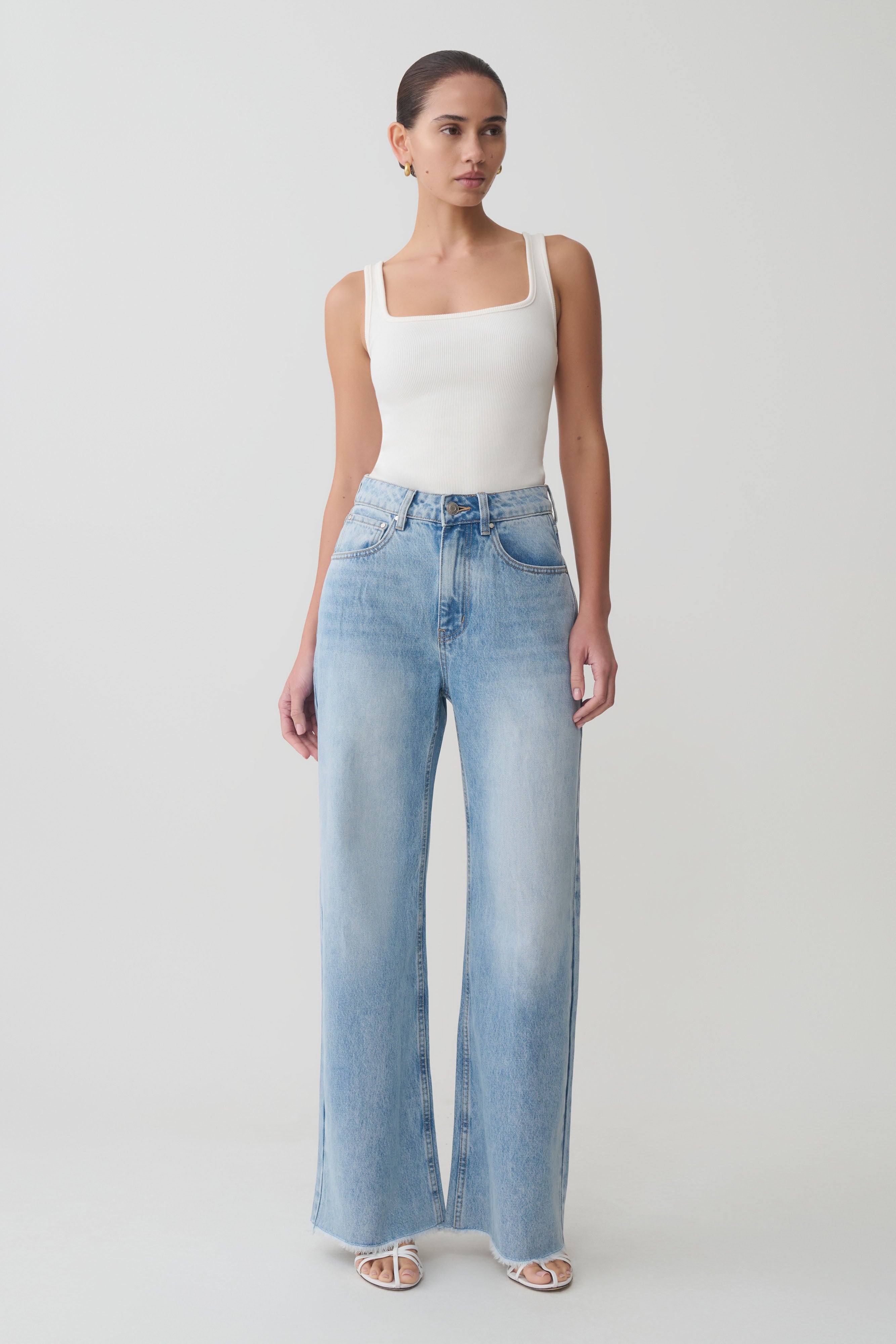 Sebastian Straight Leg Denim Jeans With Fray Hem - Washed Light Blue - Image 4