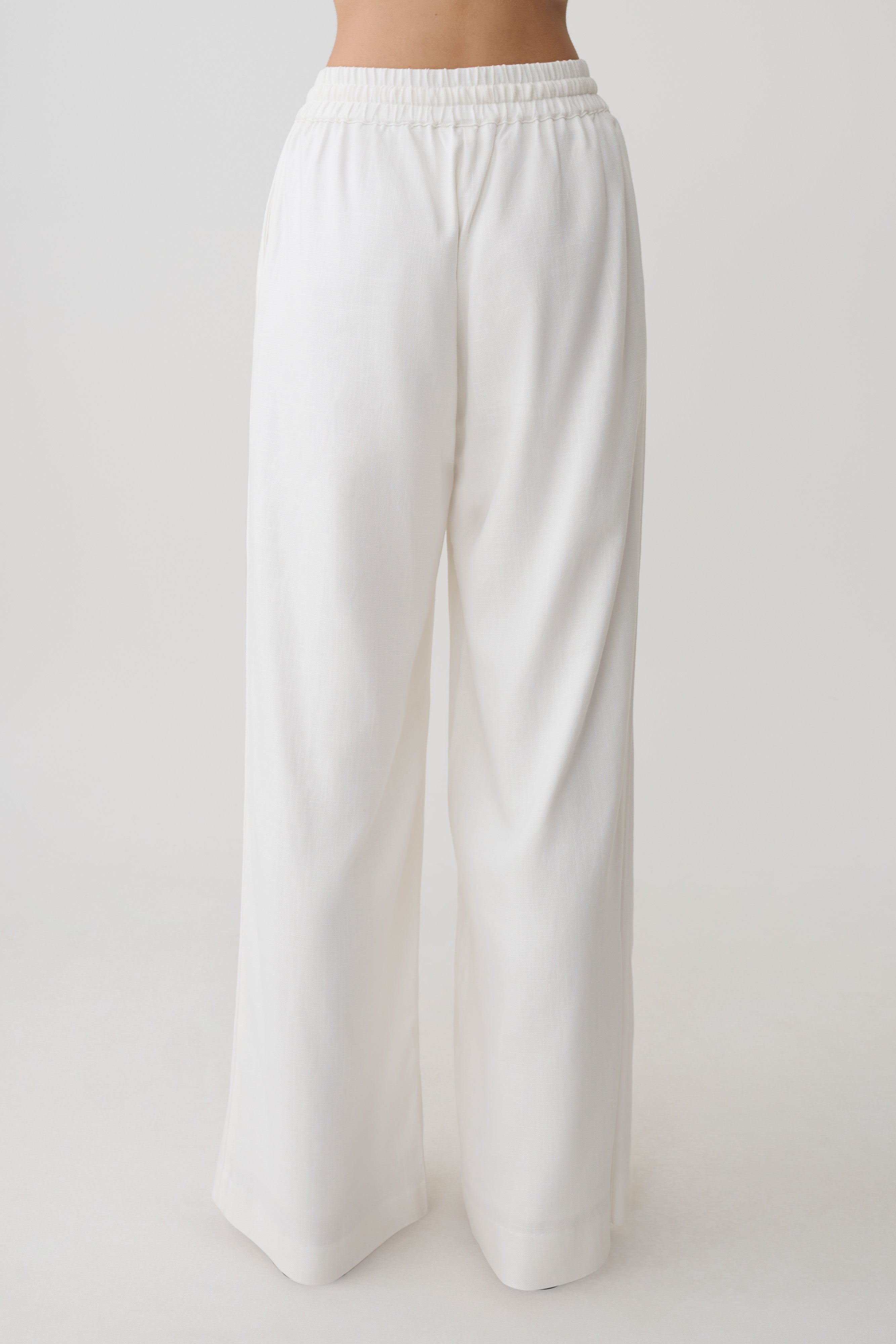 Alternative view of Selena Linen Straight Leg Pant - White