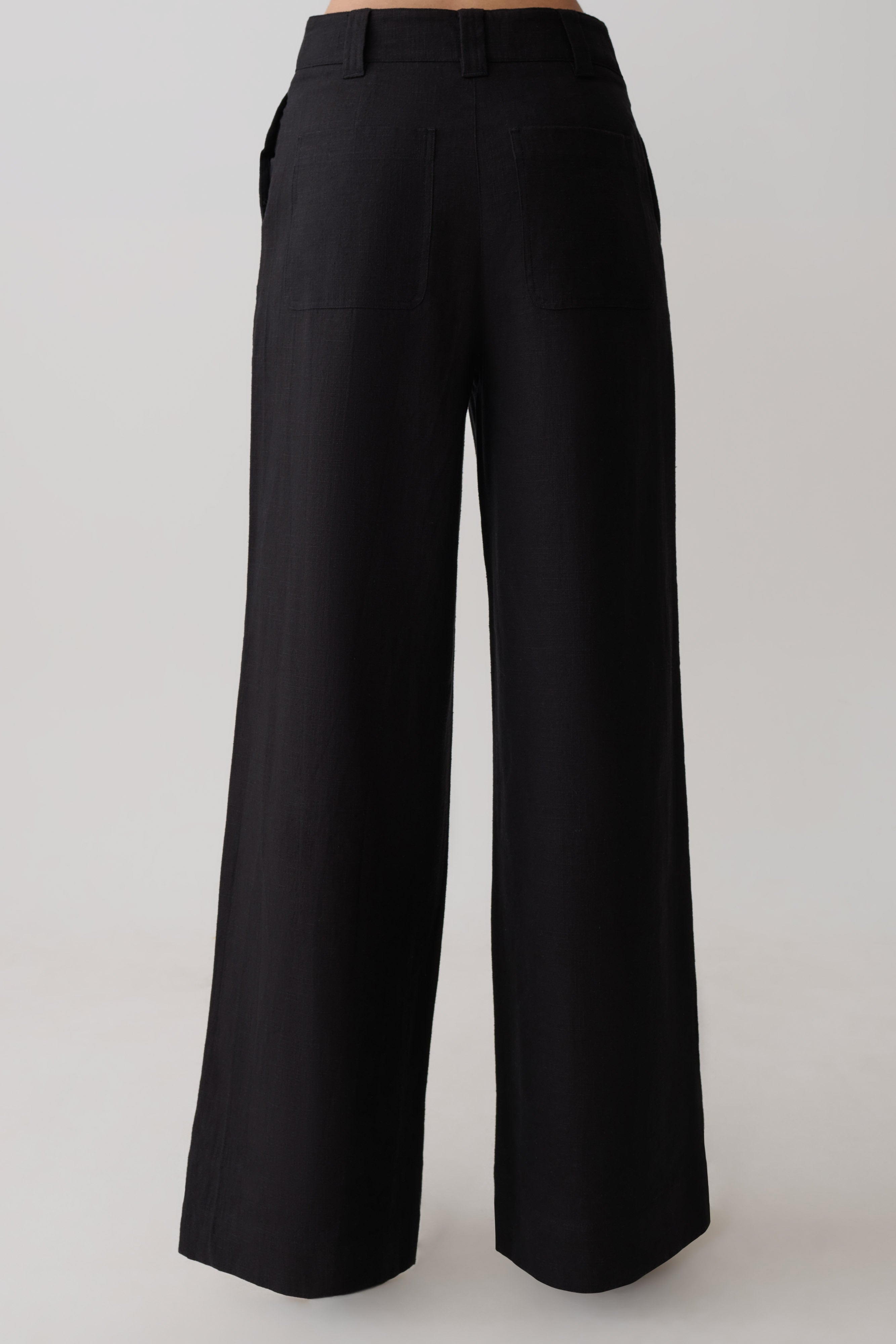 Alternative view of Brielle Straight Leg Linen Pant - Black