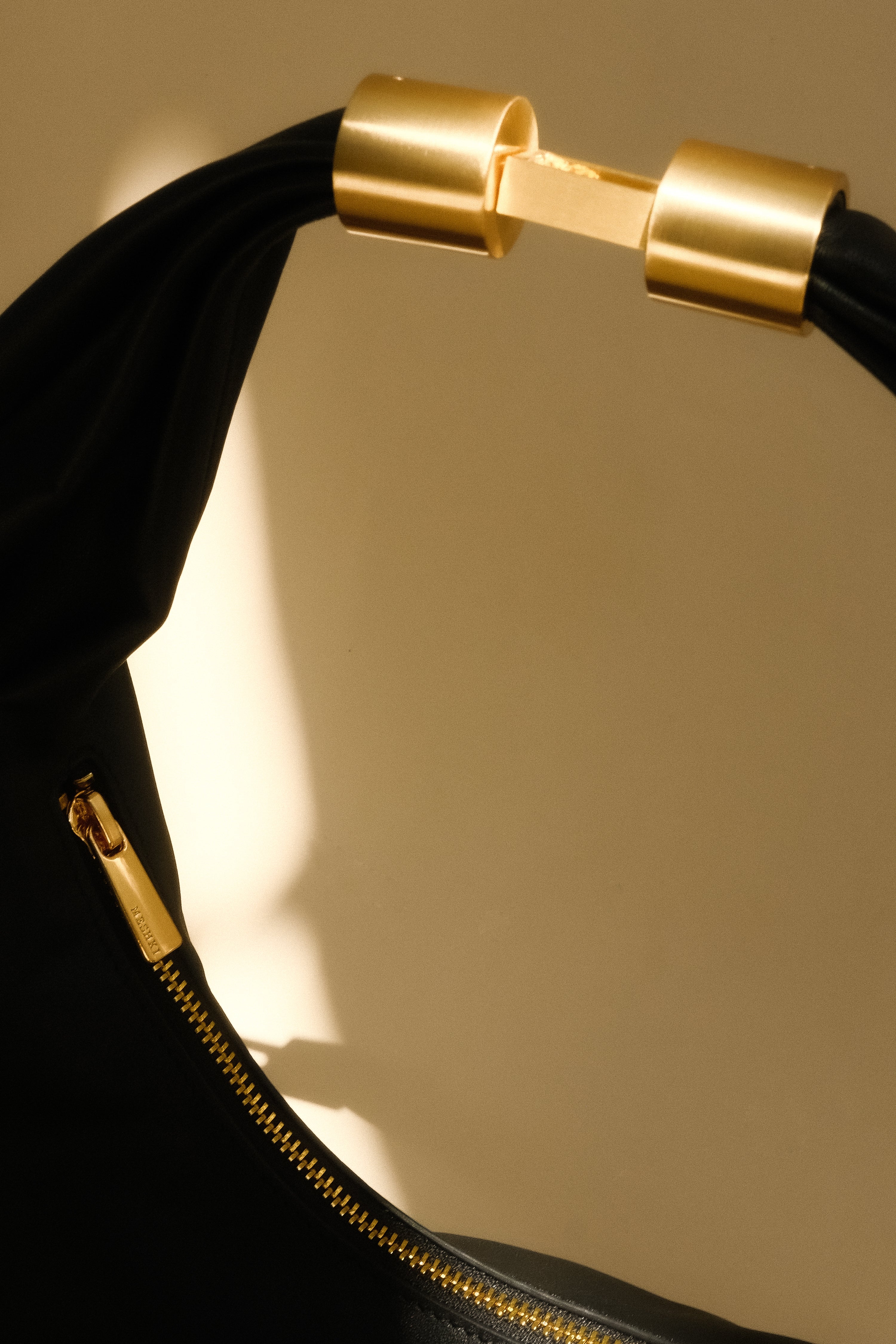 Bristol Croissant Leather Shoulder Bag - Black - Image 3