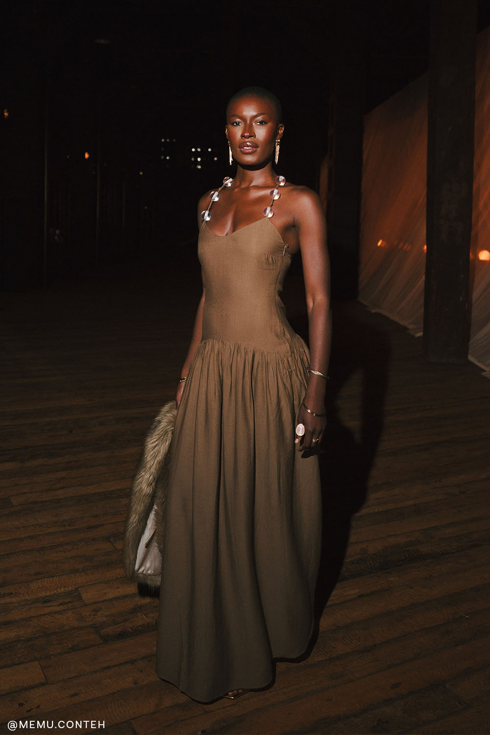 Darling Linen Maxi Dress - Chocolate - Image 5